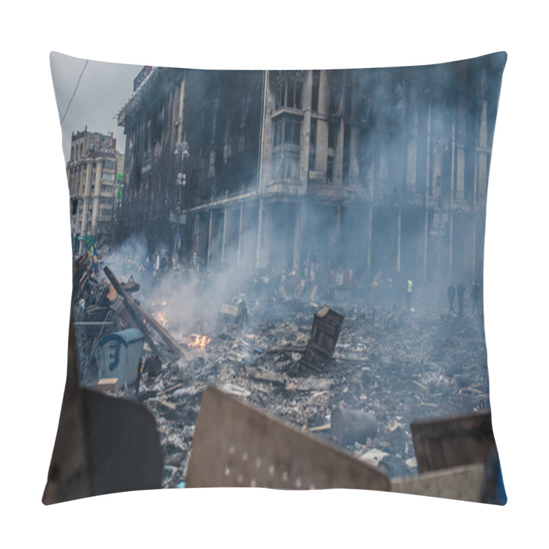 Personality  Burned Building At The Maidan In Kyiv, Ukraine Pillow Covers