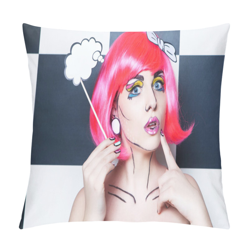 Personality  Woman With Talk Bubble Pillow Covers