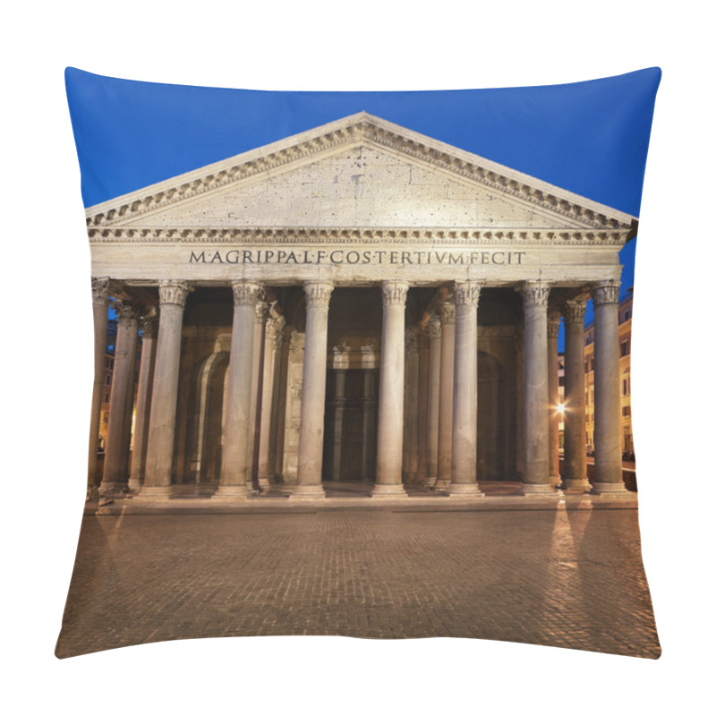 Personality  Pantheon, Rome - Italy Pillow Covers