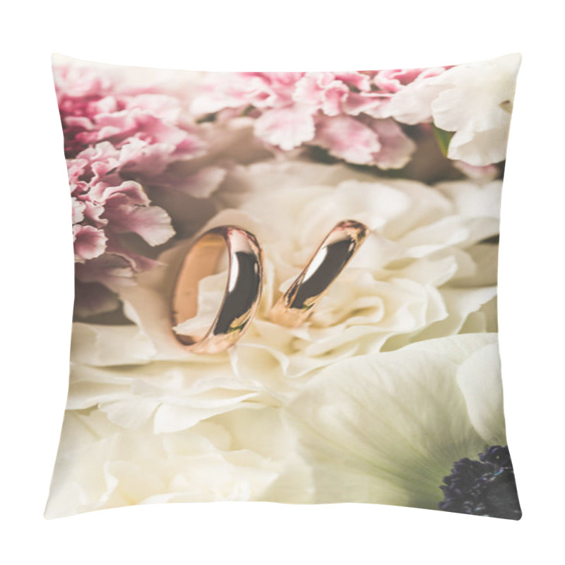 Personality  Close Up View Of Wedding Rings In Bridal Bouquet  Pillow Covers