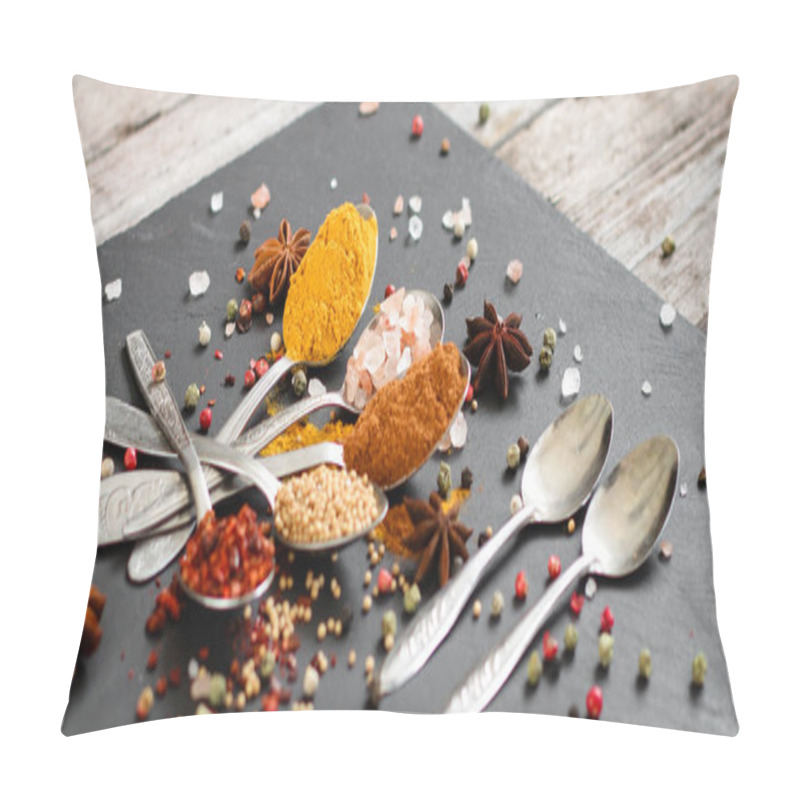 Personality  Close-up View Of Various Aromatic Spices And Herbs On Table Pillow Covers