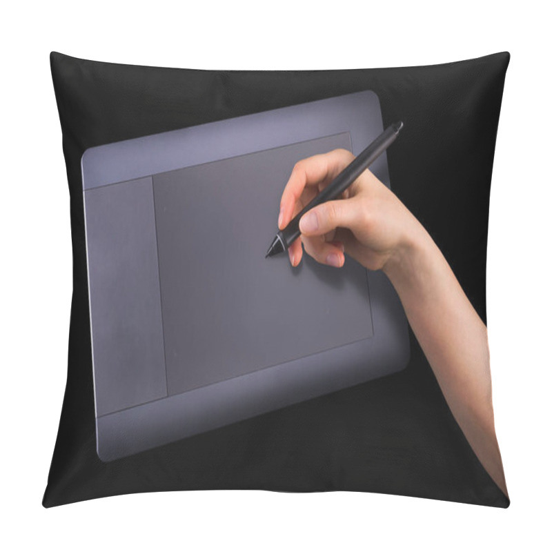 Personality  Hand Holding Digital Graphic Pen And Drawing Graphic Tablet Isolated On Black Pillow Covers