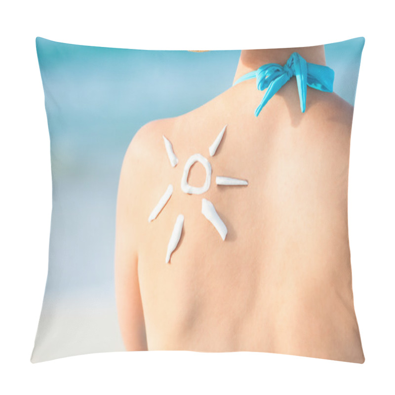 Personality  Woman With Sun Drawn From Sunscreen On Back Pillow Covers