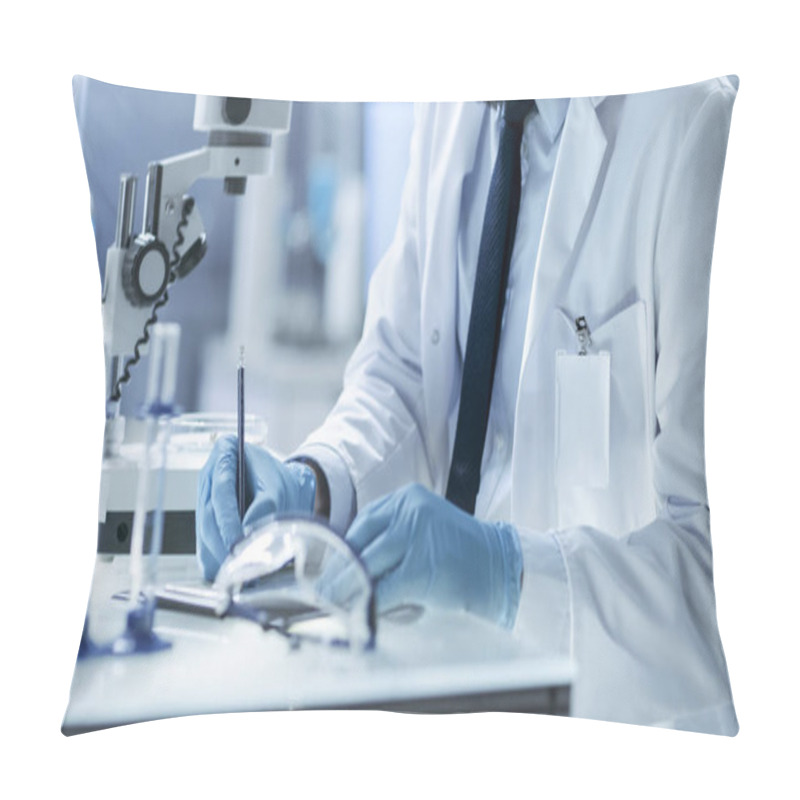 Personality  Research Scientist Writes Down Experiment Observations. He's Wor Pillow Covers