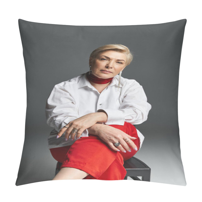 Personality  An Adult Woman In Chic Attire Lounges Effortlessly, Showcasing Her Fashionable Style And Grace. Pillow Covers