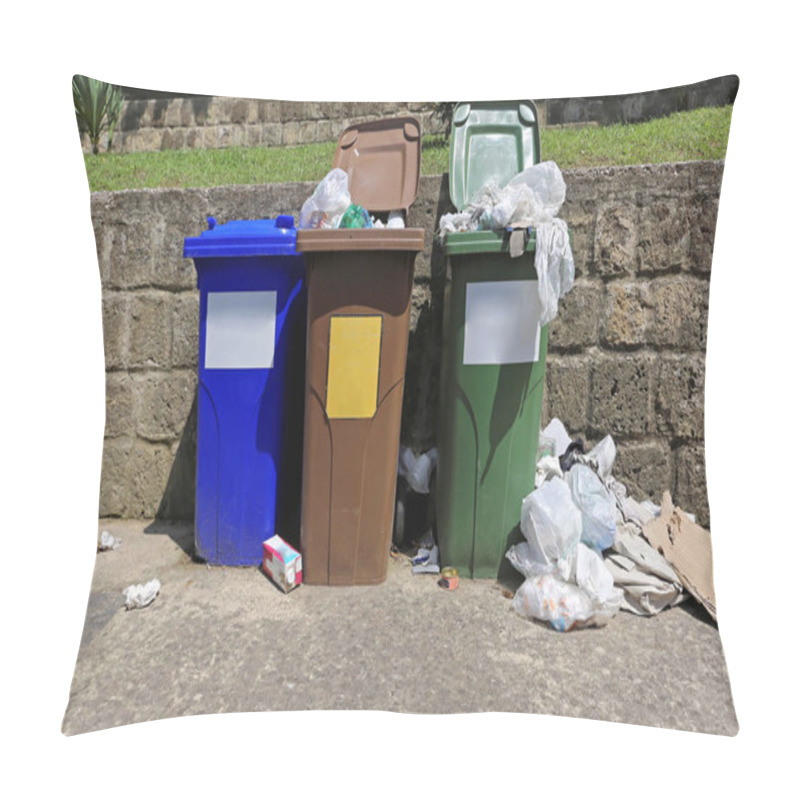 Personality  Litter Recycling Problems Pillow Covers