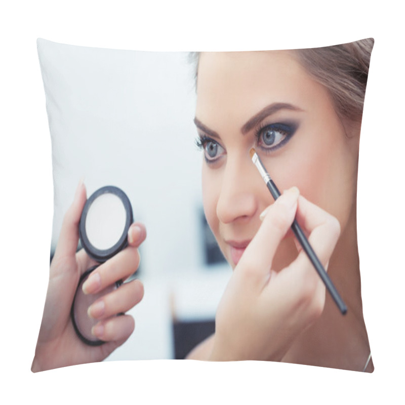 Personality  Applying White Eyeshadow Pillow Covers