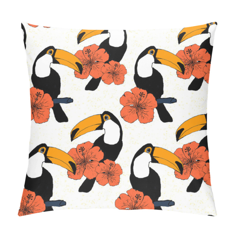 Personality  Hand Drawn Seamless Pattern With Toucans In Vector Pillow Covers