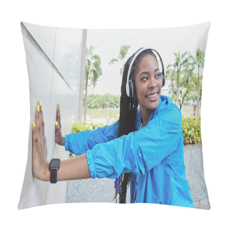 Personality  Happy Pretty Young Black Sportswoman Leaning On Wall When Stretching Calves After Jogging Pillow Covers