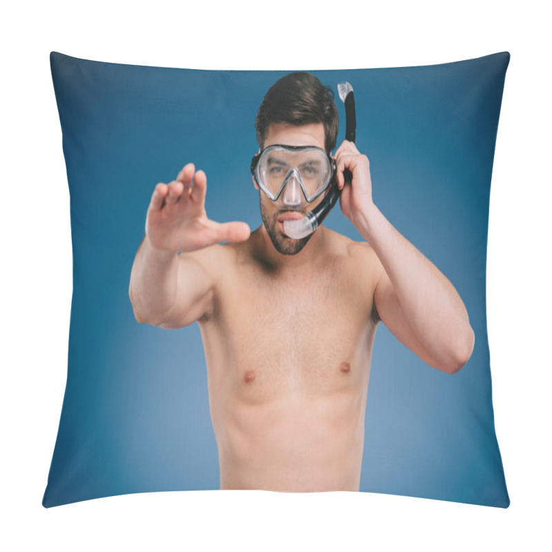 Personality  Man In Diving Mask Pillow Covers