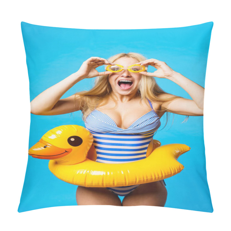 Personality  Image Of Screaming Blonde In Striped Swimsuit, Swimming Goggles With Lifebuoy Duckling At Waist On Empty Blue Background Pillow Covers