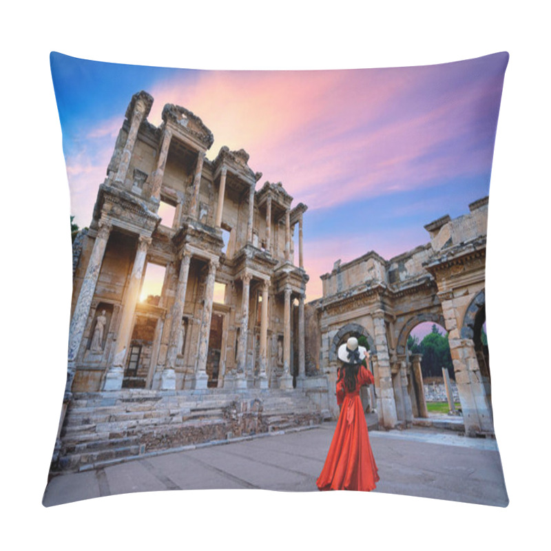 Personality  Woman Standing In Celsus Library At Ephesus Ancient City In Izmir, Turkey. Pillow Covers