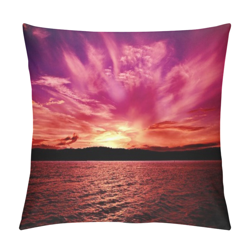 Personality  Spectacular Pink Orange Violet Ocean Sunset. Australia Pillow Covers