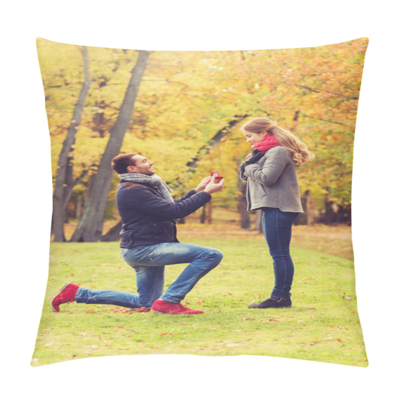 Personality  Smiling Couple With Engagement Ring In Gift Box Pillow Covers