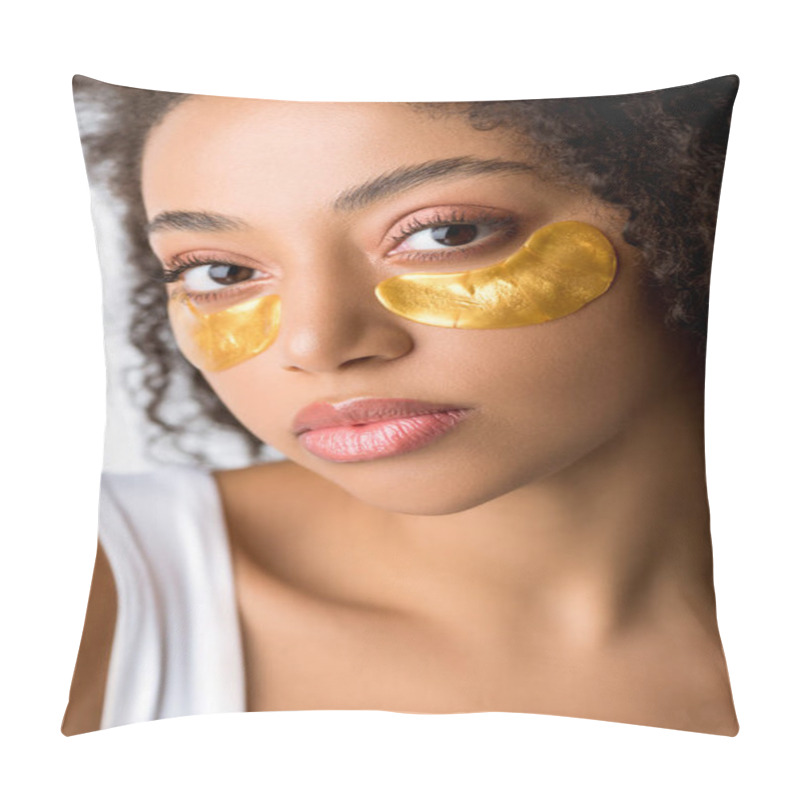 Personality  Beautiful African American Girl With Golden Eye Patches, Isolated On Grey Pillow Covers