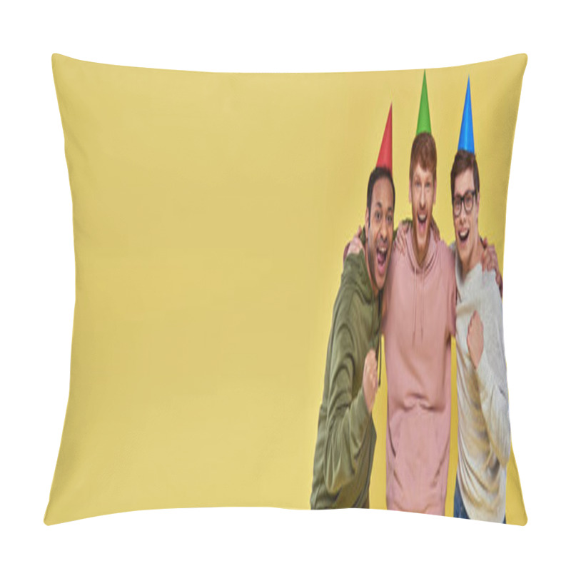 Personality  Multicultural Happy Friends In Casual Attire With Birthday Hats Looking At Camera, Birthday, Banner Pillow Covers