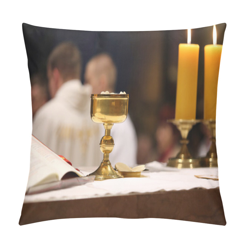 Personality  Chalice On The Altar During The Distribution Of Holy Communion Pillow Covers