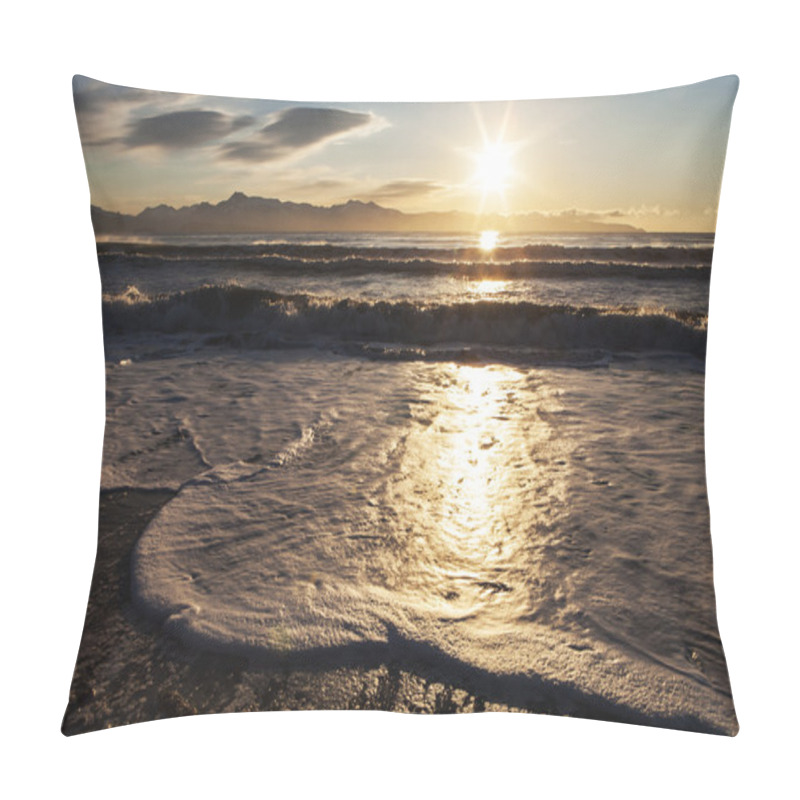 Personality  Foamy Waves Near Sunset Pillow Covers