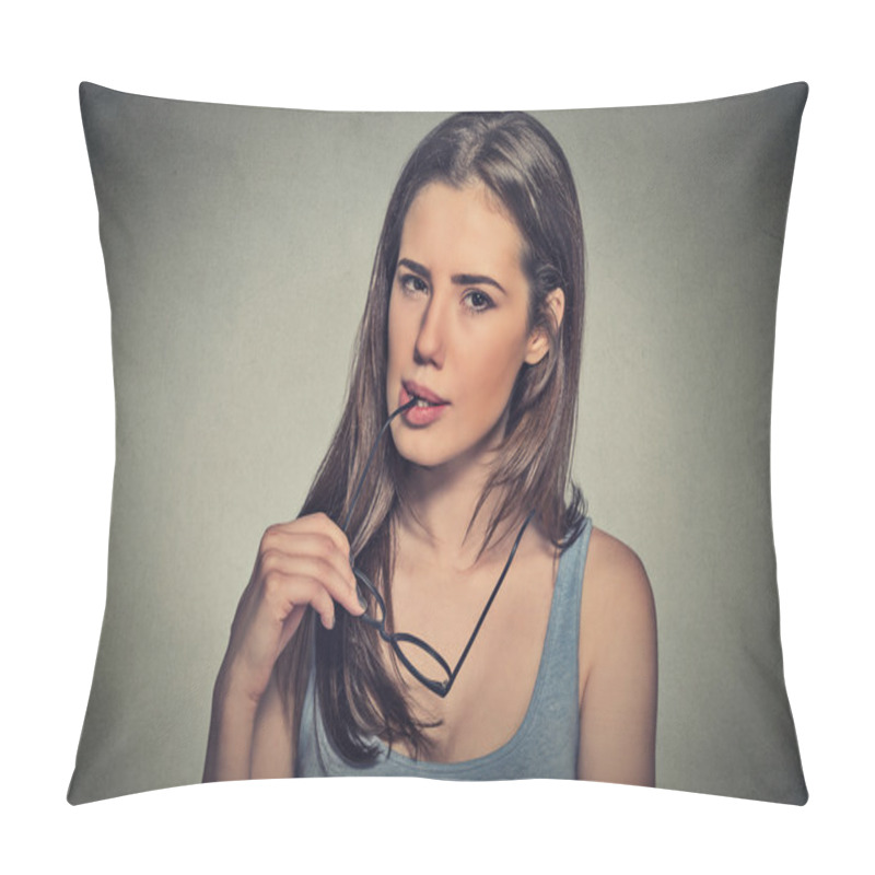 Personality  Doubtful Young Woman Looking Confused Pillow Covers