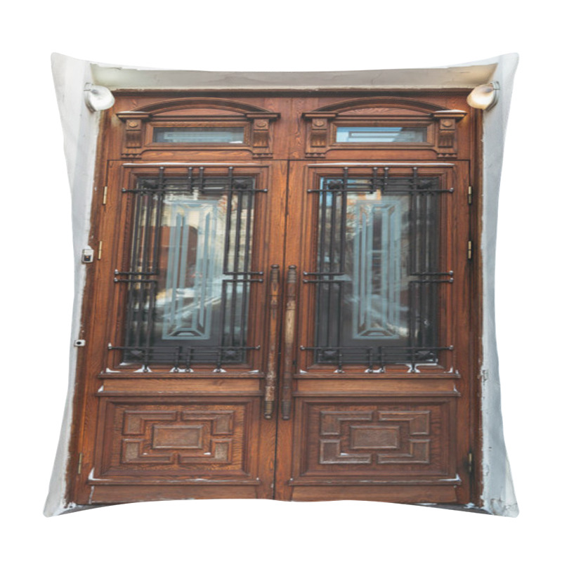 Personality  Old Wooden Door Pillow Covers