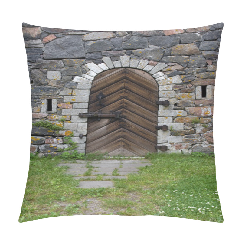 Personality  Old Castle Entrance Pillow Covers