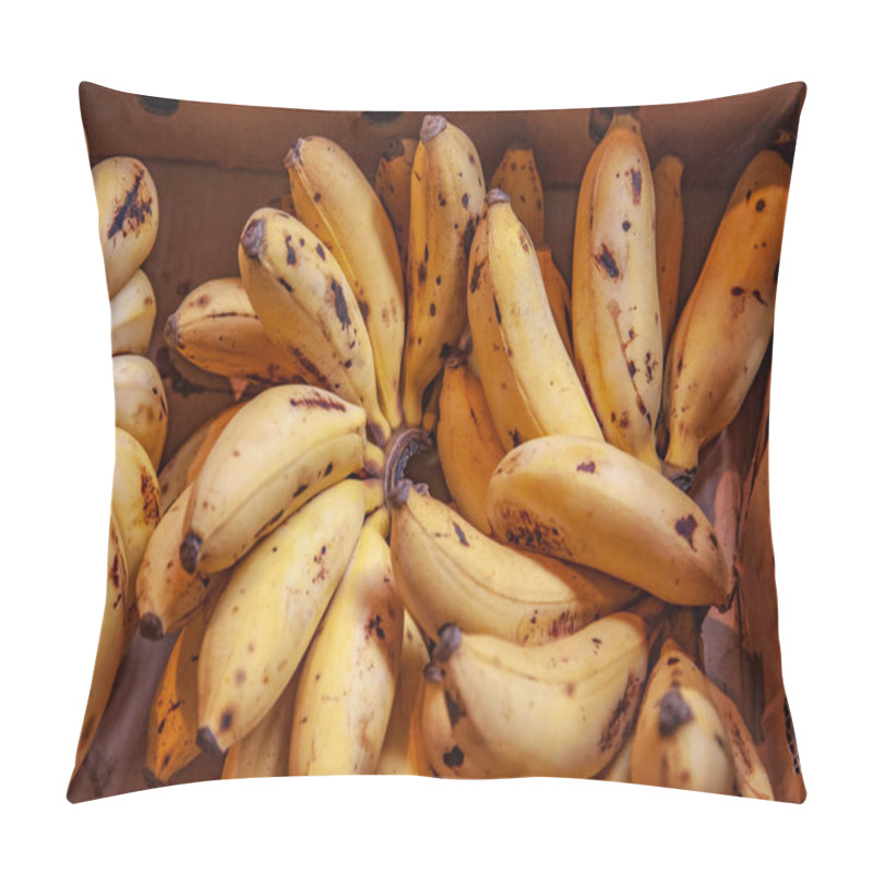 Personality  Bananas Pillow Covers