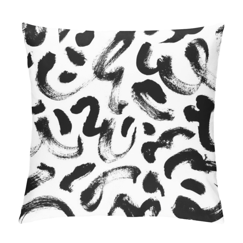 Personality  Curly Waves Hand Drawn Seamless Pattern.  Pillow Covers