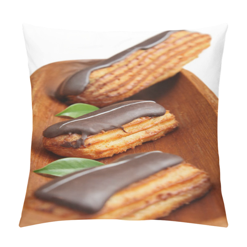 Personality  Eclairs On Wooden Plate Pillow Covers