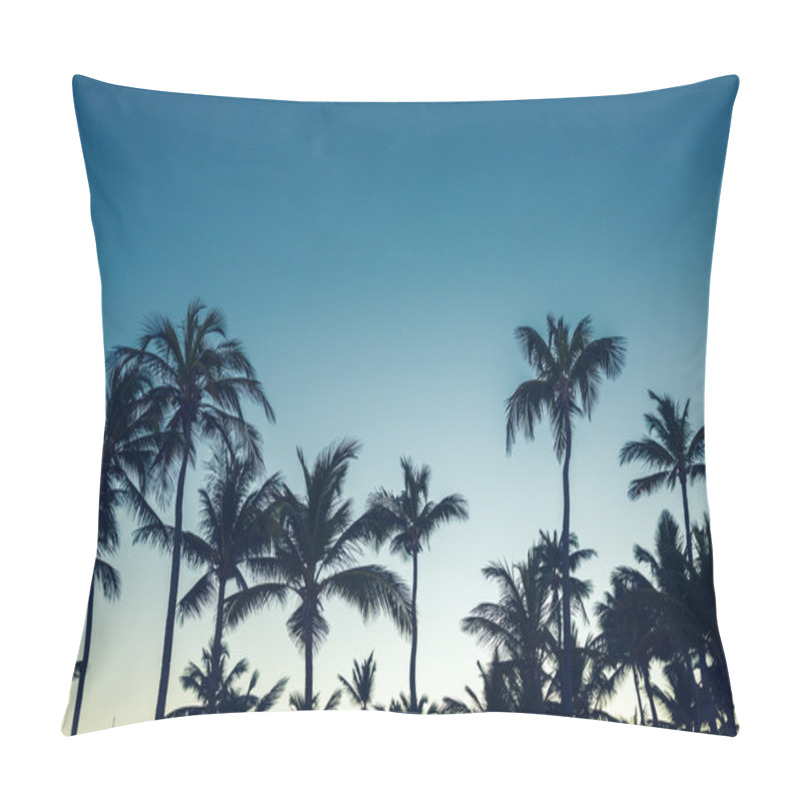 Personality  Coconut Palm Trees Perspective View Pillow Covers