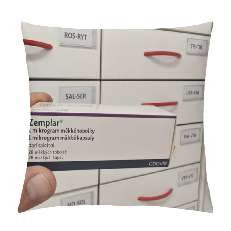 Personality  Prague, Czech Republic - August 28 2024: ZEMPLAR Box With PARICALCITOL Active Substance By ABBVIE, Used For Secondary Hyperparathyroidism In Chronic Kidney Disease. Pillow Covers