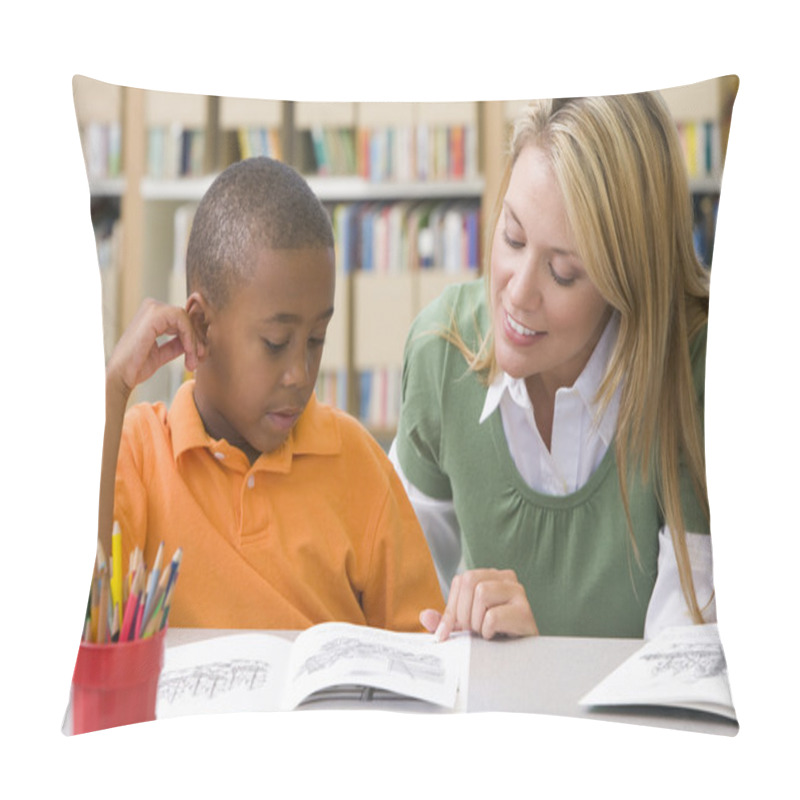 Personality  Kindergarten Teacher Helping Student With Reading Skills Pillow Covers