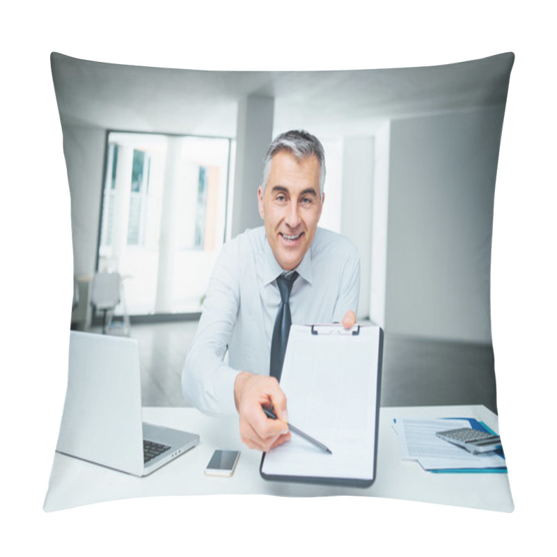 Personality  Signing A Contract Pillow Covers