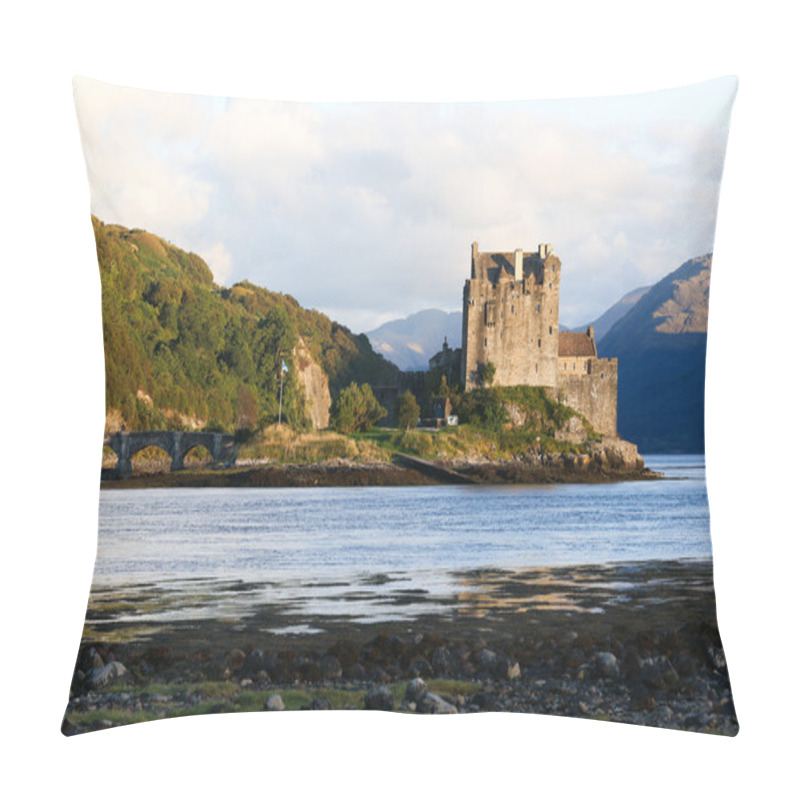 Personality  Eilean Donan Castle Pillow Covers