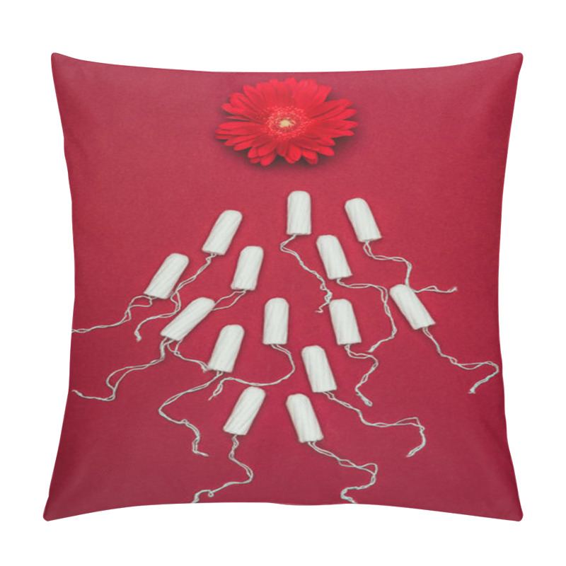 Personality  Top View Of Arranged Menstrual Tampons And Flower Isolated On Red Pillow Covers