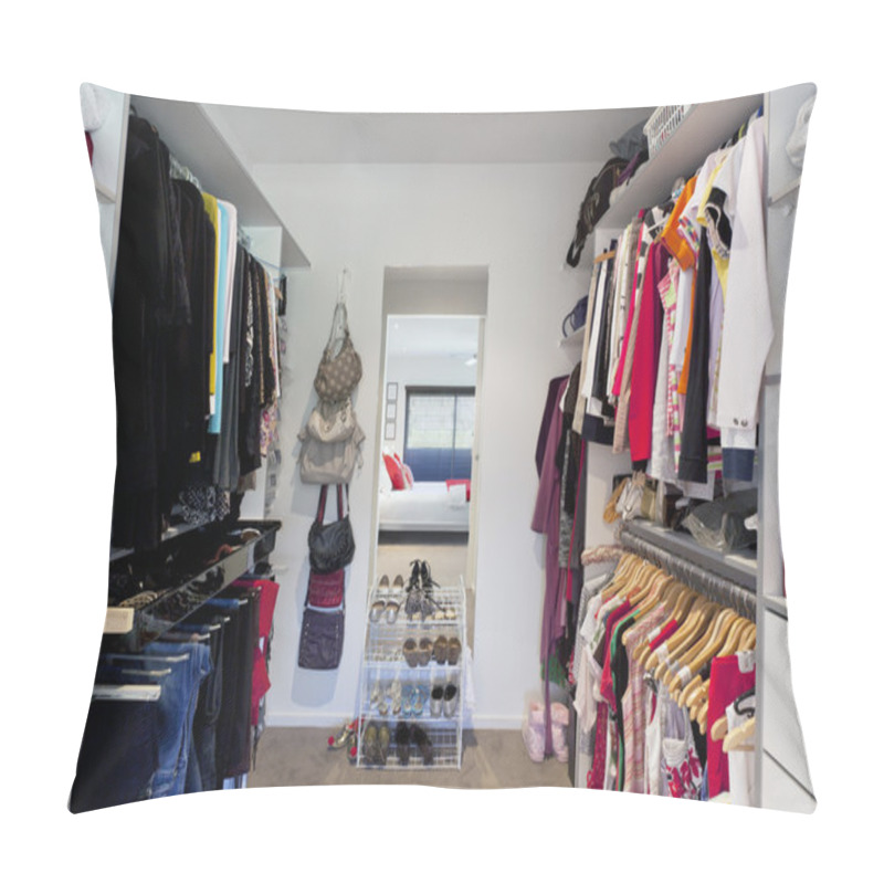 Personality  Walk In Wardrobe Pillow Covers