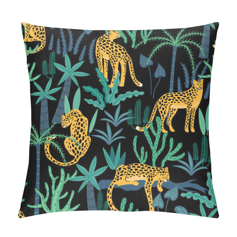 Personality  Vestor Seamless Pattern With Leopards And Tropical Leaves. Pillow Covers