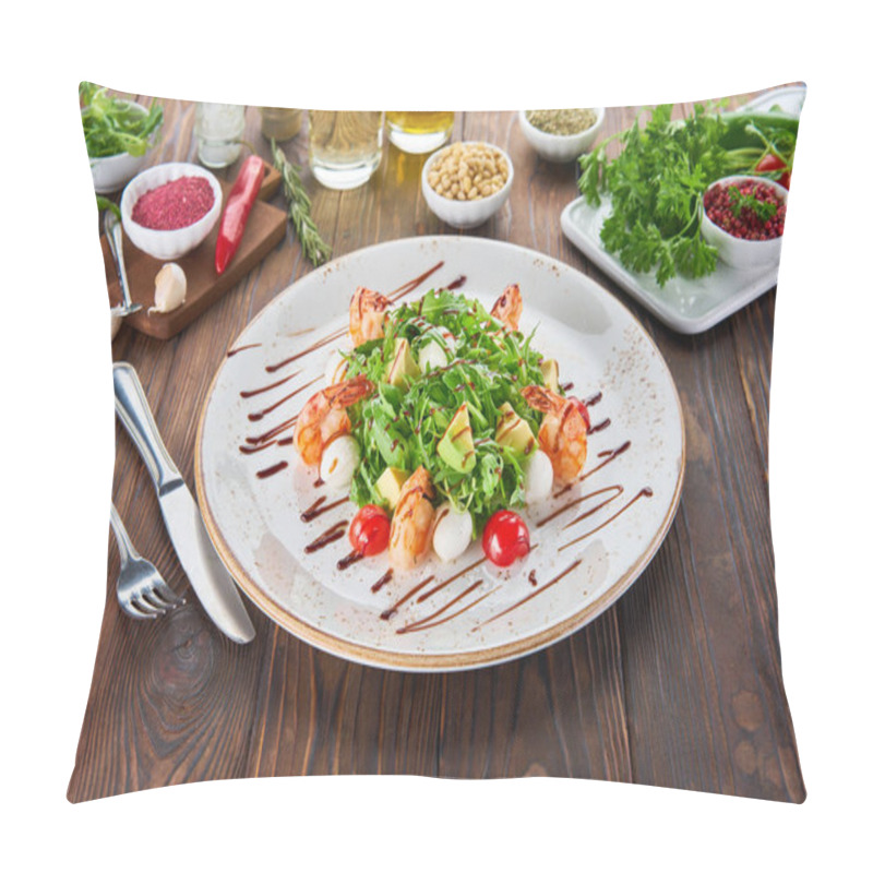 Personality  Fresh Healthy Avocado And Shrimps Salad With Arugula, Tomatos And Mozzarella Cheese On Wooden Background, Cooking Concept With Ingredients Pillow Covers