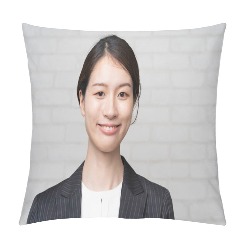 Personality  Portrait Of A Smiling Asian Young Business Woman Wearing A Suit Pillow Covers