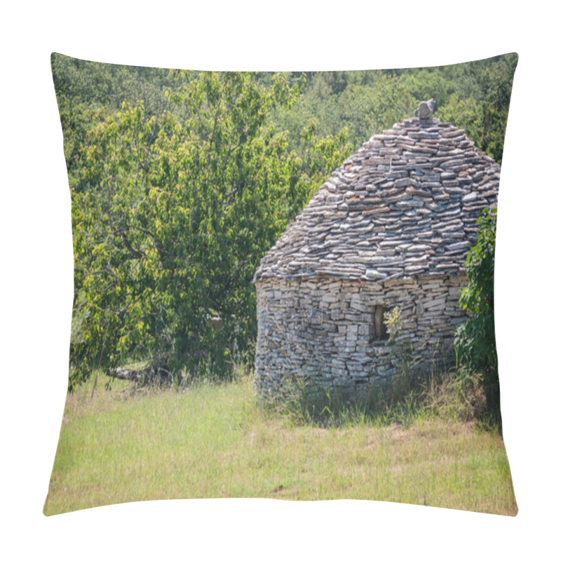 Personality  Stony House Pillow Covers