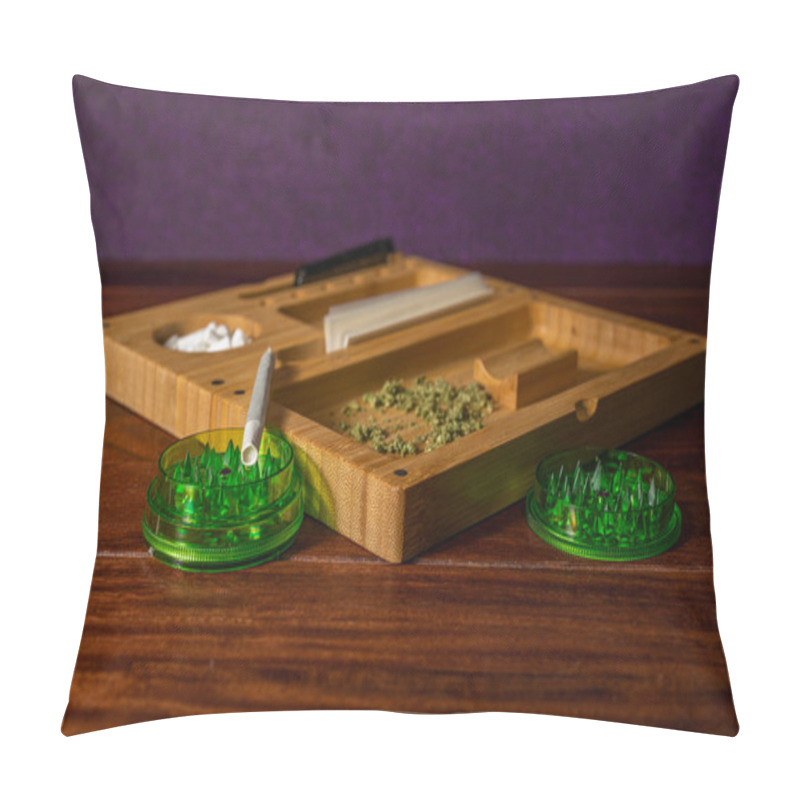 Personality  Magnetic Bamboo Rolling Tray With Marijuana Weed And Black Lighter Pillow Covers