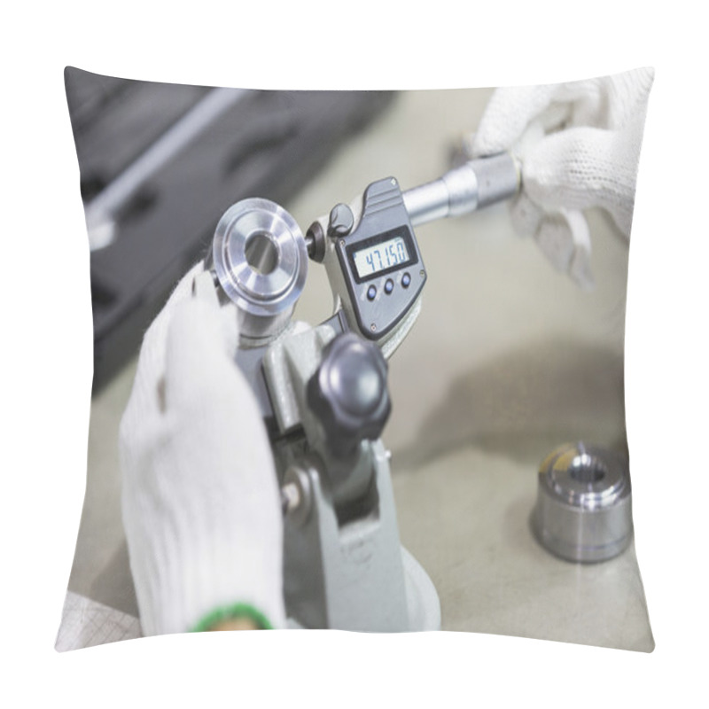 Personality  Operator Inspection Automotive Part By Micrometer Pillow Covers