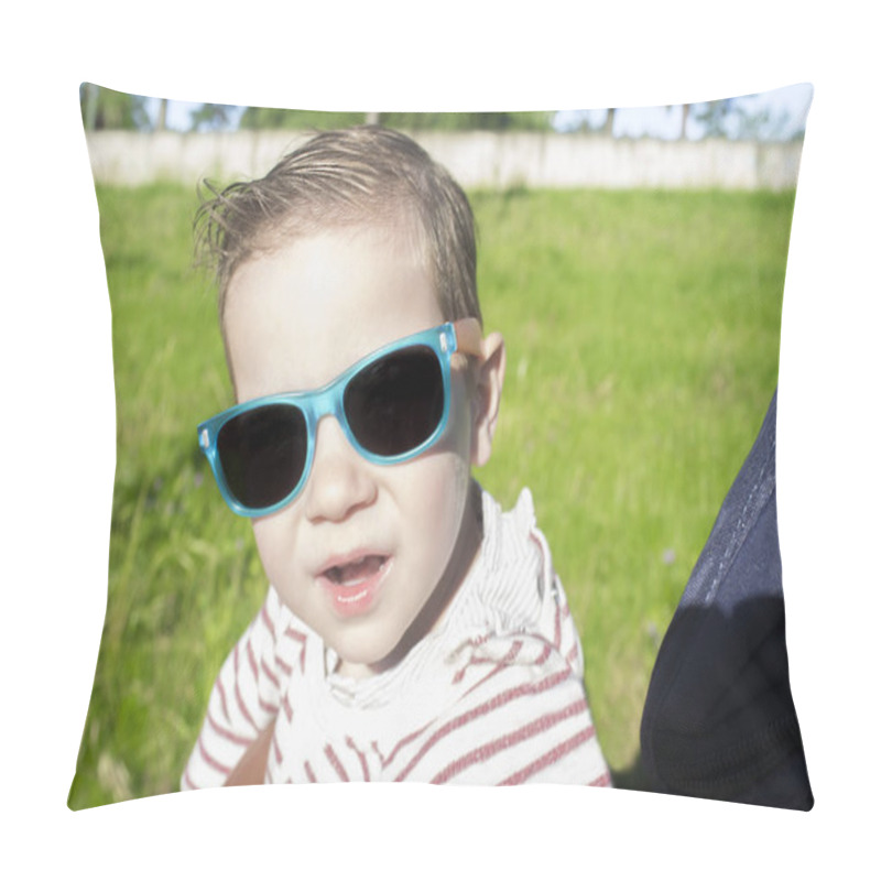 Personality  Portrait Of Toddler Boy With Sunglasses For Children A Sunny Day. Children Eye Health Concept Pillow Covers