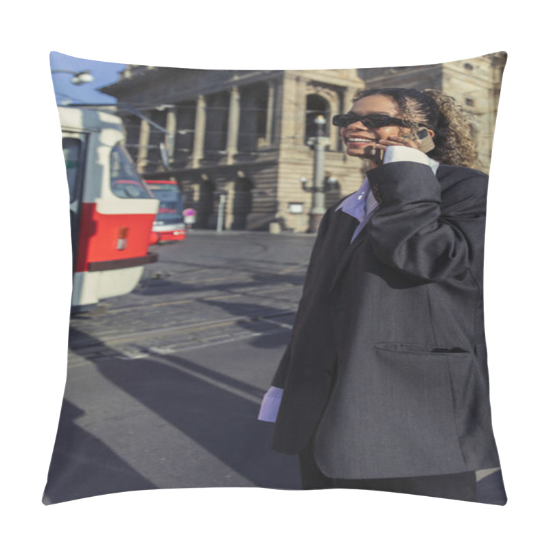 Personality  Happy African American Woman In Oversized Blazer And Sunglasses Talking On Smartphone In Prague Pillow Covers