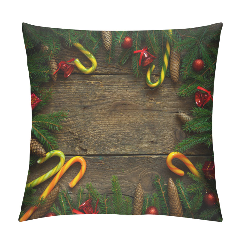 Personality  Christmas Border With Fir Tree Branches, Cones, Christmas Decora Pillow Covers