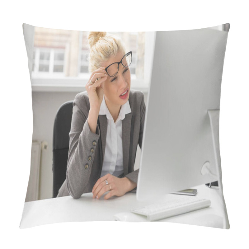 Personality  Woman At The Office Looking At Computer With Her Eyes Squeezed Pillow Covers