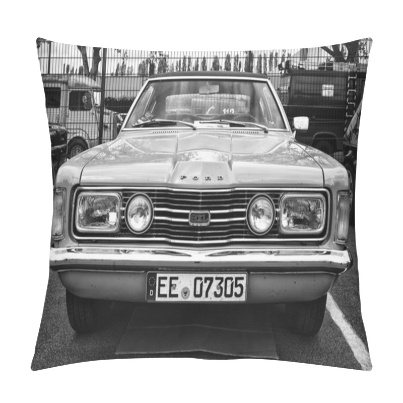 Personality  Car Ford Taunus TC GXL Coupe (black And White) Pillow Covers