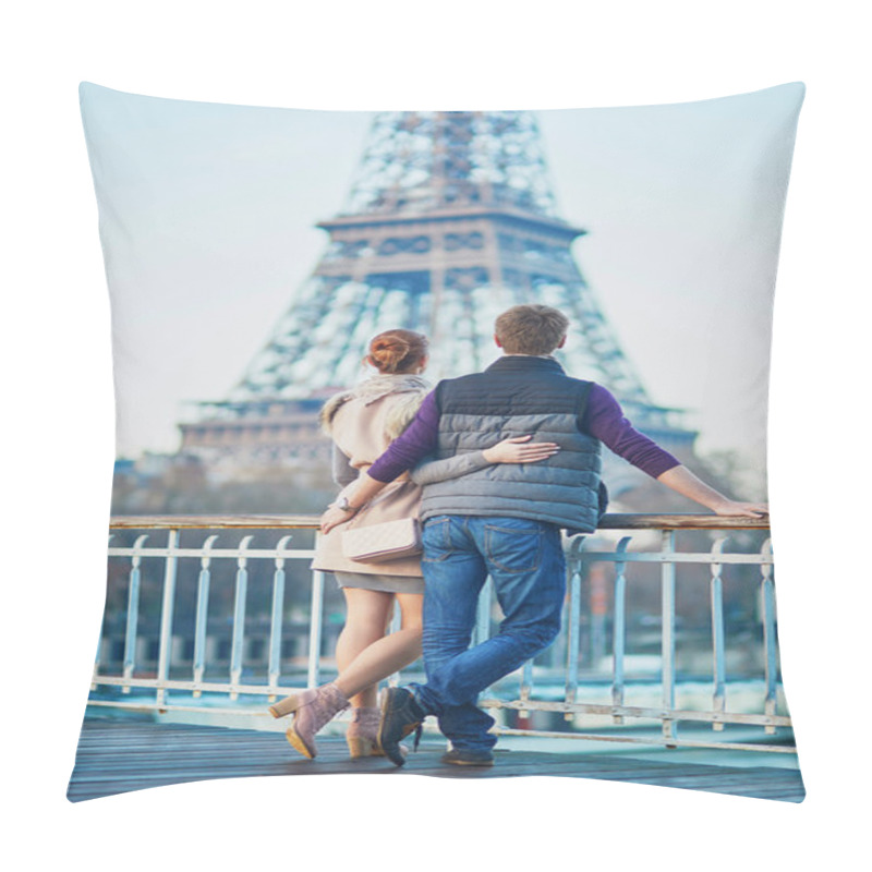 Personality  Romantic Couple Near The Eiffel Tower In Paris, France Pillow Covers