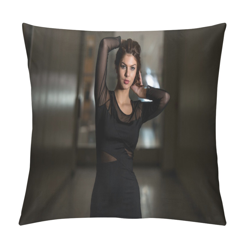 Personality  Model In Black Dress With Chiffon Long Sleeve Pillow Covers