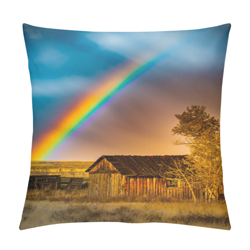 Personality  Rainbow Over The Barn Rural Landscape Pillow Covers