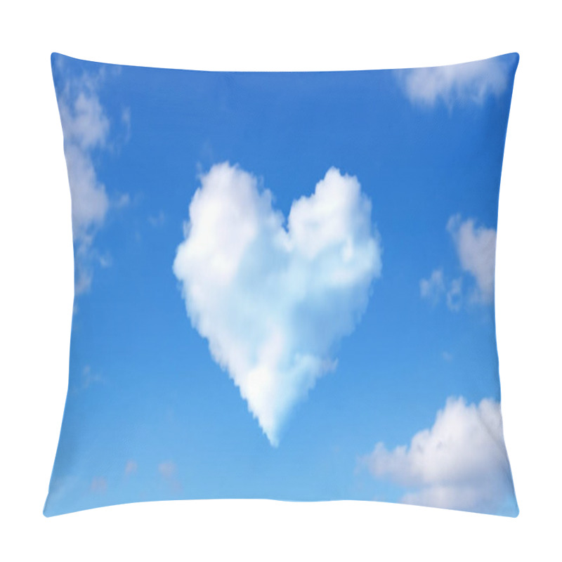 Personality  Heart-Shaped Cloud In Clear Blue Sky Centered Background Pillow Covers